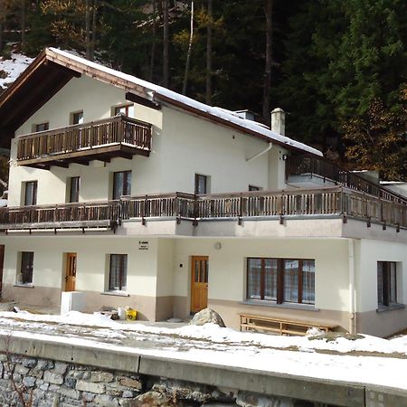Haus Pickelschmiede Apartment Saas-Grund Exterior photo